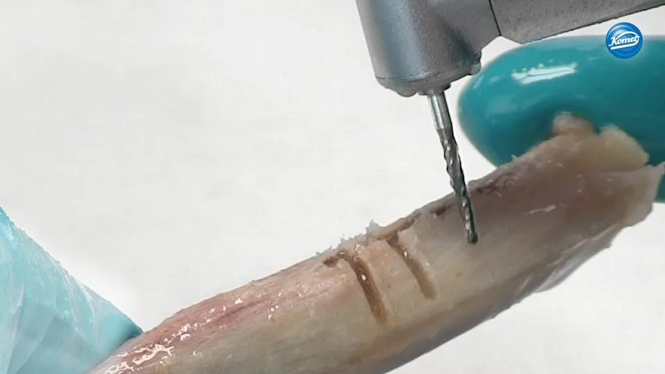 komet-dental-ceradrill-video-bone-cutter-h162st image 1